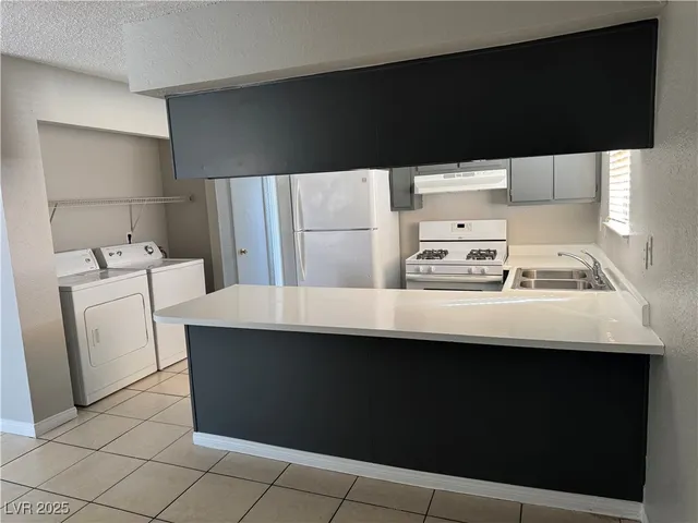 $1,200 | 6925 Hopkins Drive, Unit 4, Las Vegas, NV 89156