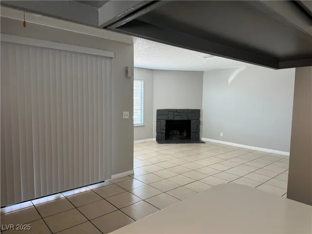 $1,200 | 6925 Hopkins Drive, Unit 4, Las Vegas, NV 89156