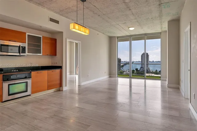 $4,450 | 3470 East Coast Avenue, Unit H1614, Miami, FL 33137