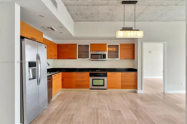 $4,450 | 3470 East Coast Avenue, Unit H1614, Miami, FL 33137