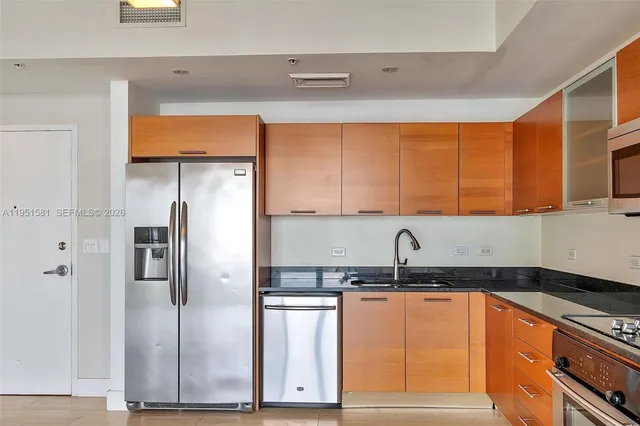 $4,450 | 3470 East Coast Avenue, Unit H1614, Miami, FL 33137