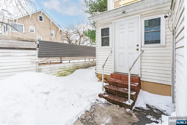 $450,000 | 51 Lyons Avenue, Newark, NJ 07112