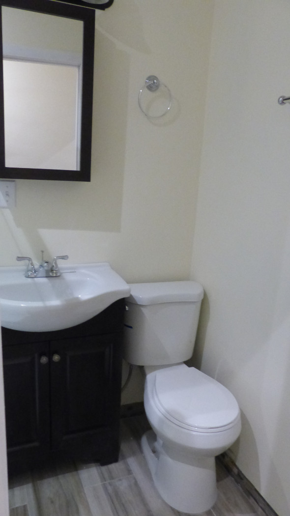 330 East 76th Street, Unit 3E Manhattan, NY 10021 - Photo 10 of 15 Photo 10