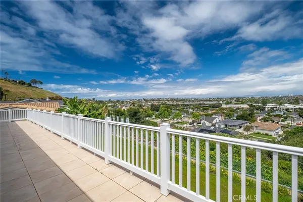 $7,500 | 4409 Vista Largo, Torrance, CA 90505