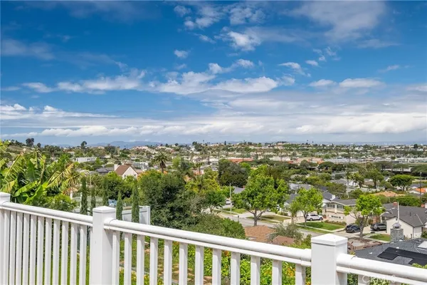 $7,500 | 4409 Vista Largo, Torrance, CA 90505