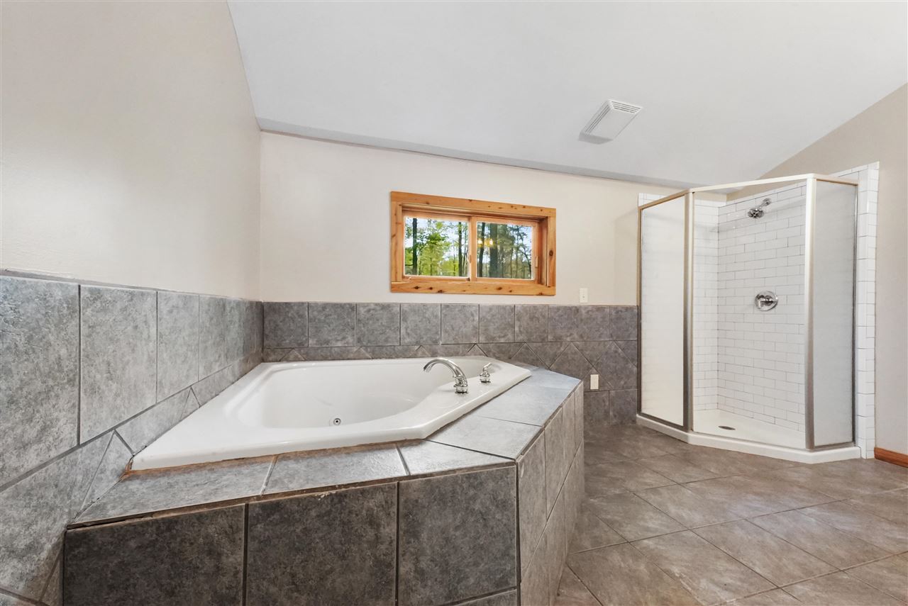 3024 East 22 Road Cadillac, MI 49601 - Photo 13 of 48 1893850-12.JPG