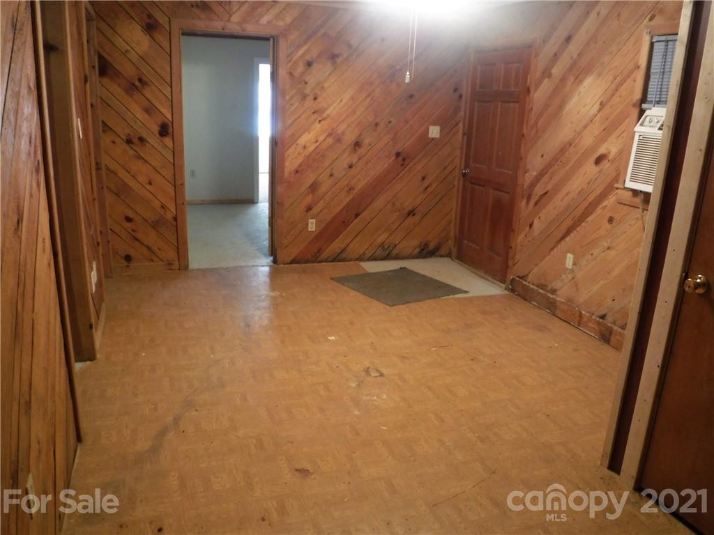 4221 Maple Creek Road Rutherfordton, NC 28139 - Photo 30 of 48 a view of an empty room