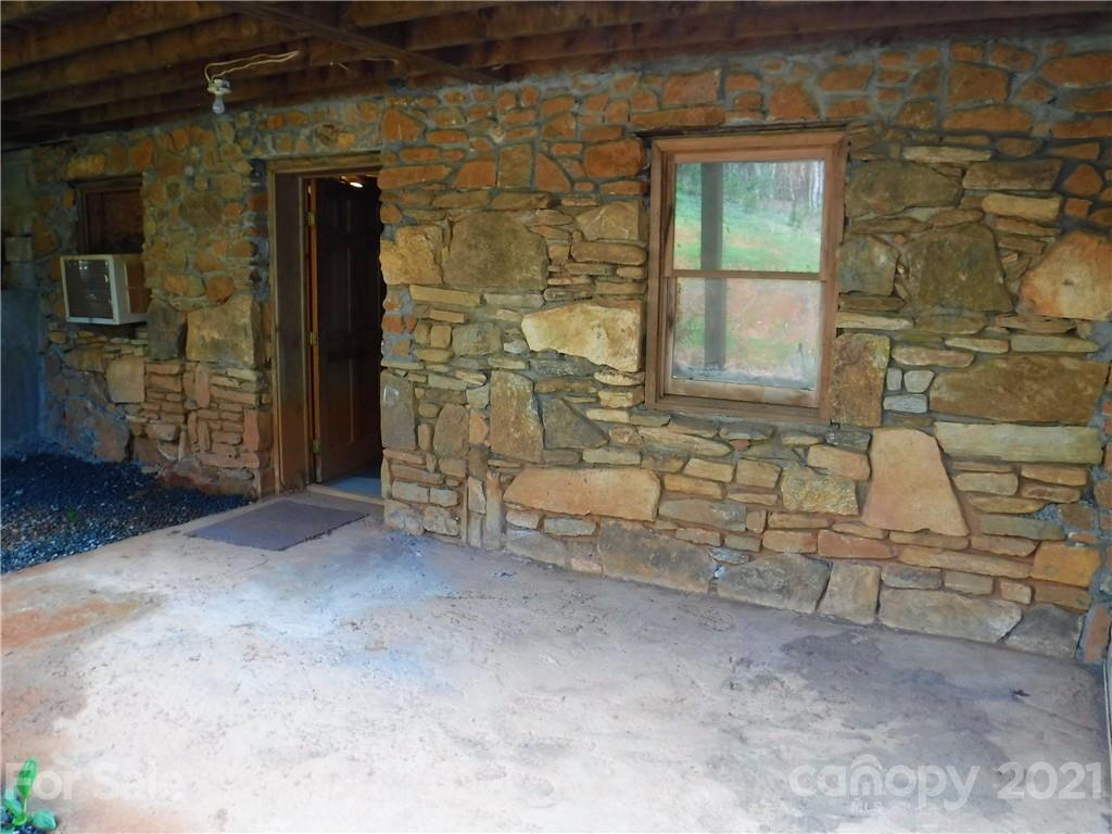 4221 Maple Creek Road Rutherfordton, NC 28139 - Photo 31 of 48 an empty room with windows