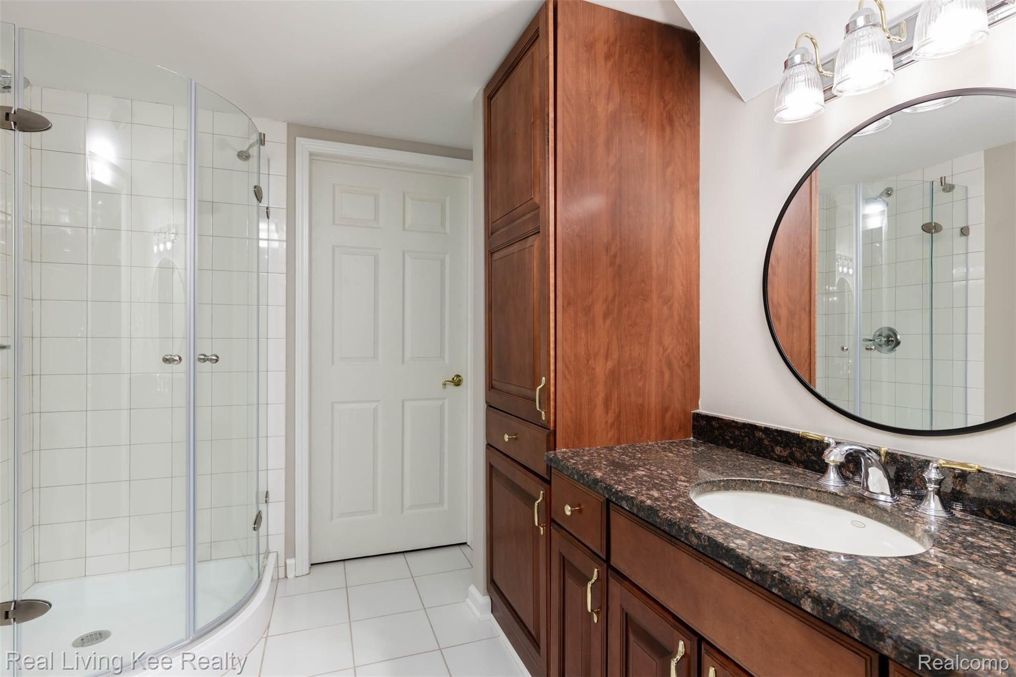 4210 Oak Tree Circle Rochester, MI 48306 - Photo 46 of 57 4210 Oak Tree Cir-51.jpg