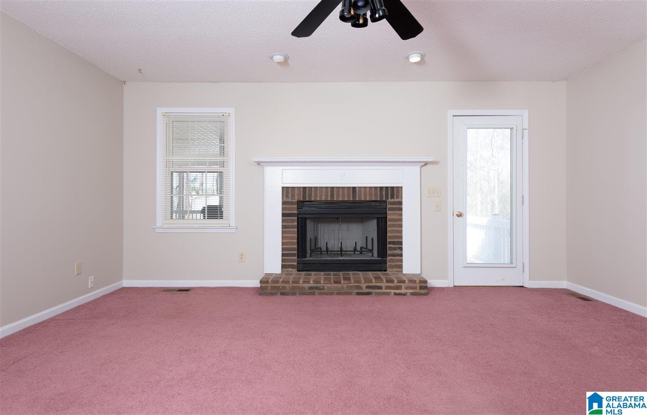 1300 Elm Circle Alabaster, AL 35007 - Photo 10 of 34