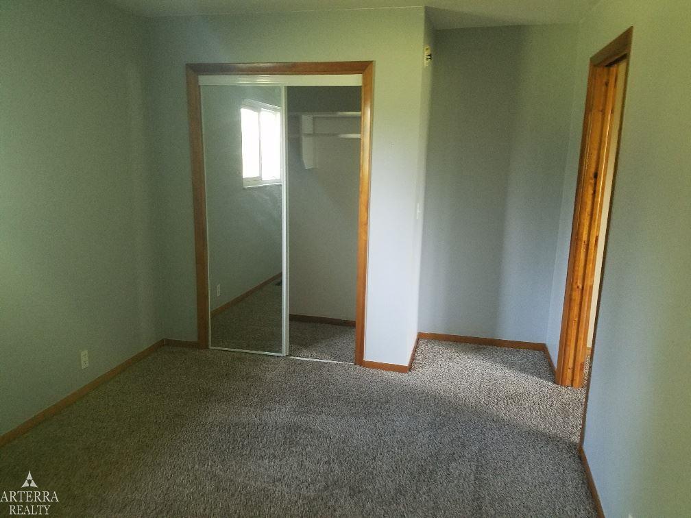 69055 Hicks Road Armada, MI 48005 - Photo 8 of 10 31332670-7.JPG