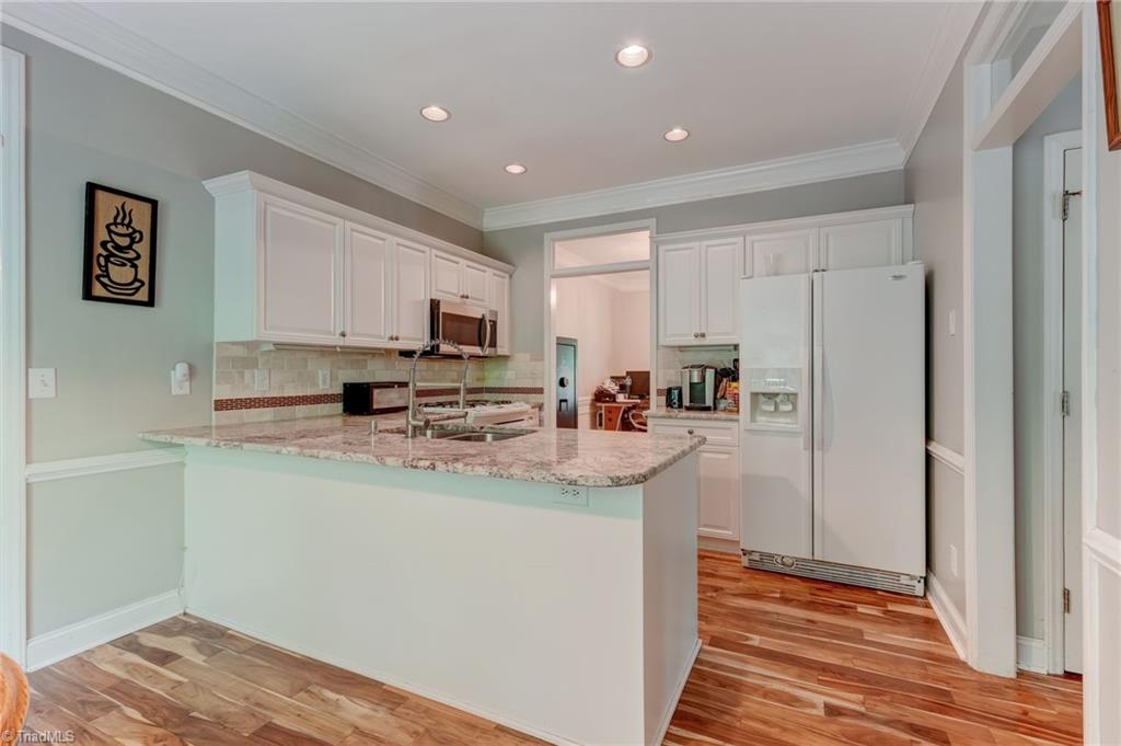 7509 Keating Drive Oak Ridge, NC 27310 - Photo 11 of 38