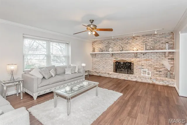 $399,900 | 3615 Falcon Ridge Court, St. Louis, MO 63129