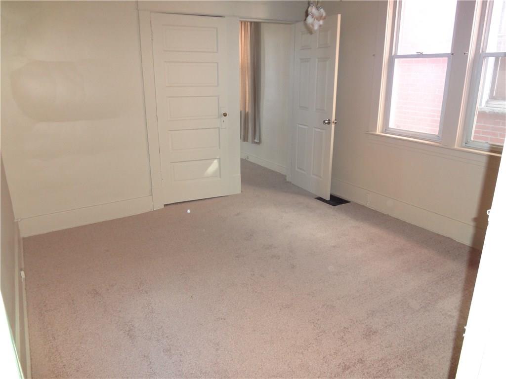 646 Beaver Road Ambridge, PA 15003 - Photo 6 of 18 Gallery Image 6