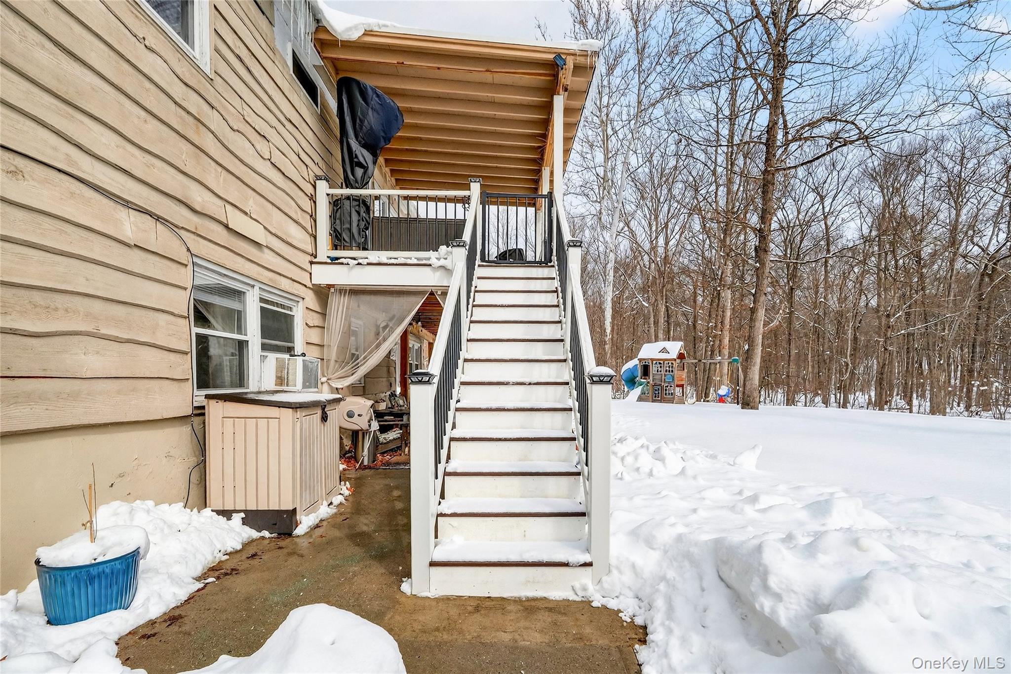 125 Cedar Flats Road Stony Point, NY 10980 - Photo 41 of 48 a view of a patio with a large tree