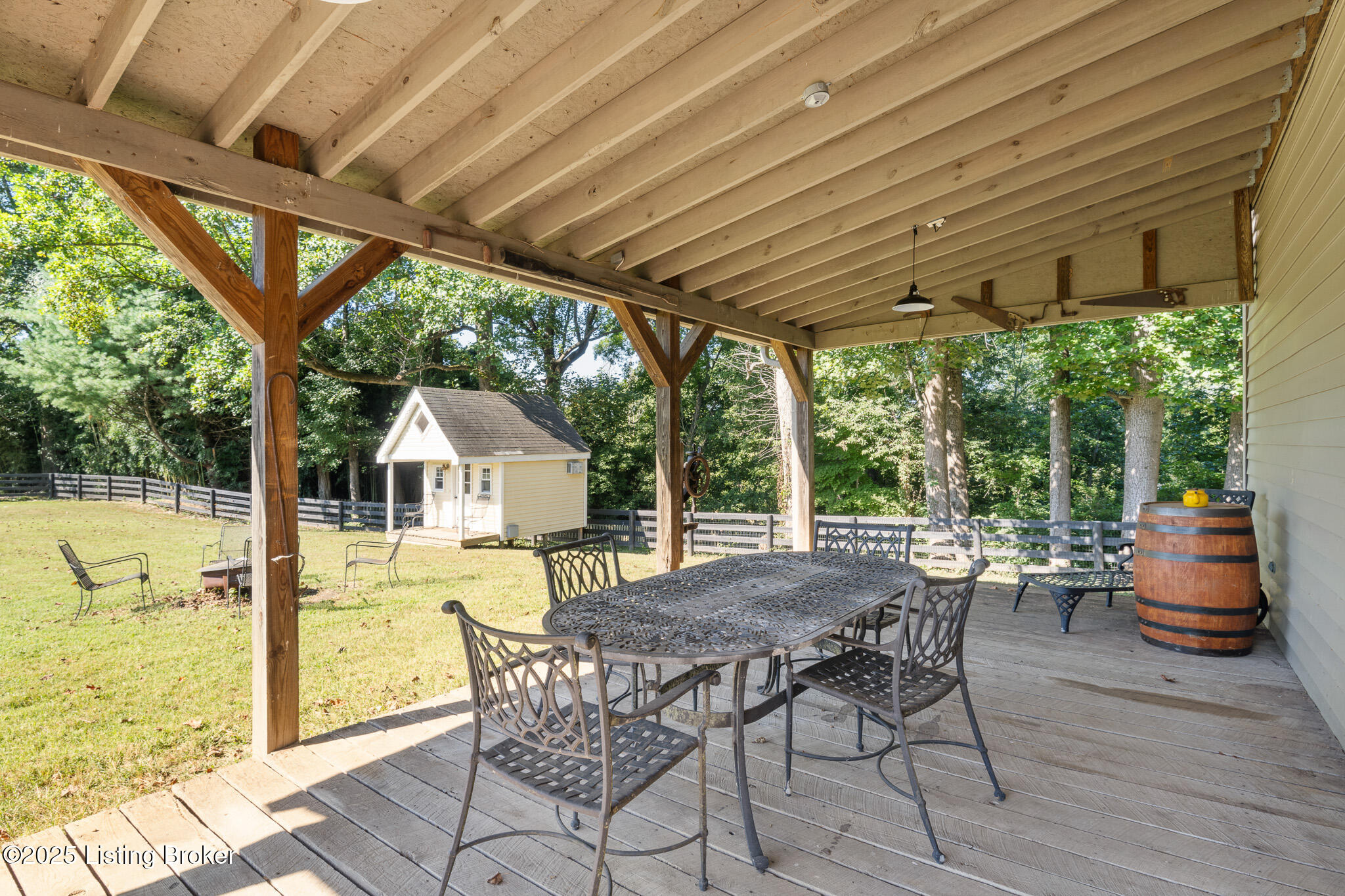 5607 Blevins Gap Road Louisville, KY 40272 - Photo 53 of 81 5607 Blevins Gap Rd-63