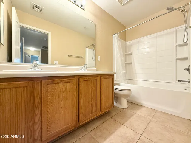 $1,899 | 1330 South Aaron, Unit 213, Mesa, AZ 85209