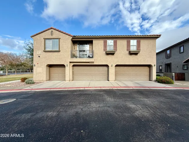 $1,899 | 1330 South Aaron, Unit 213, Mesa, AZ 85209