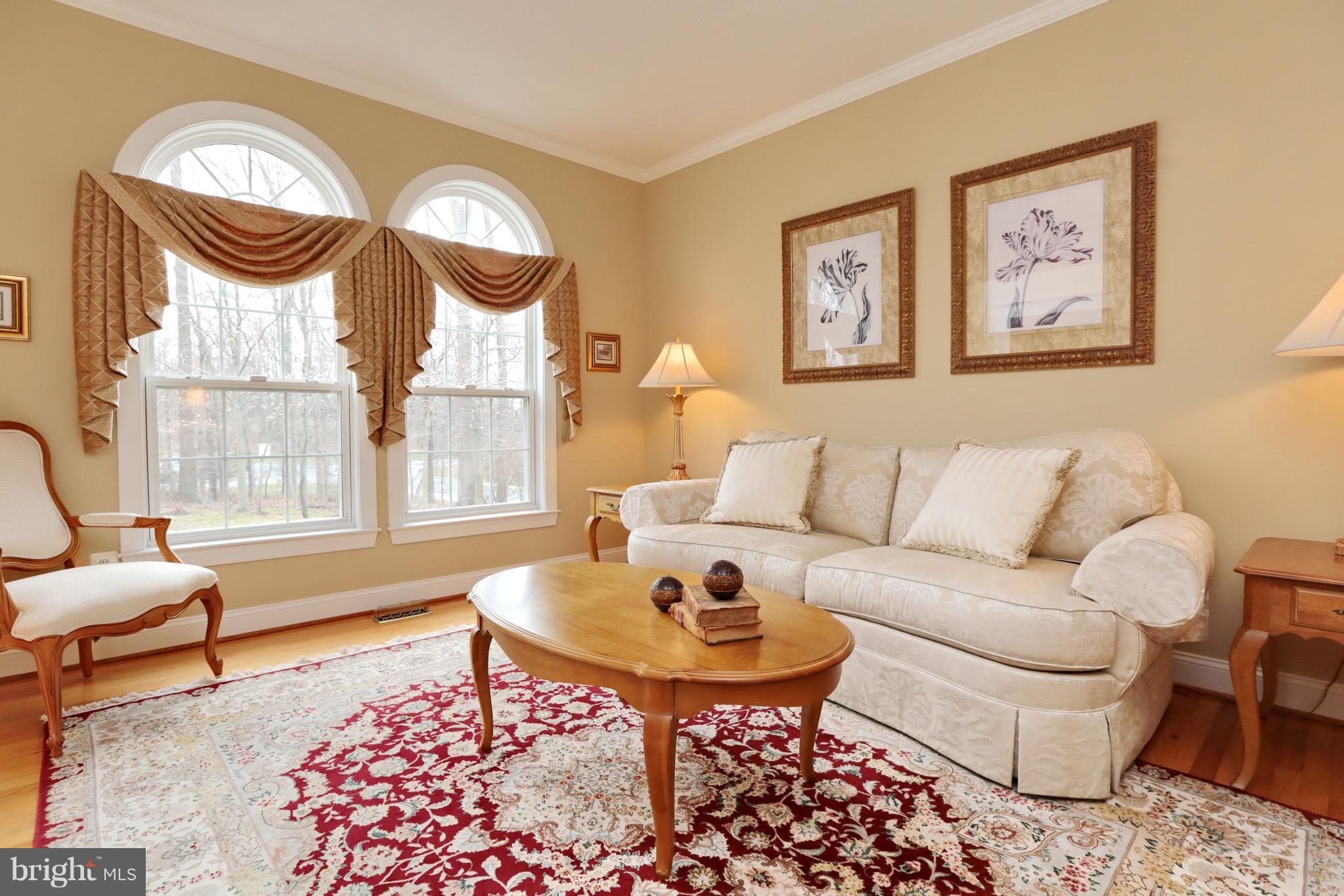 5257 Ferry Branch Lane Lothian, MD 20711 - Photo 13 of 30 Living Room