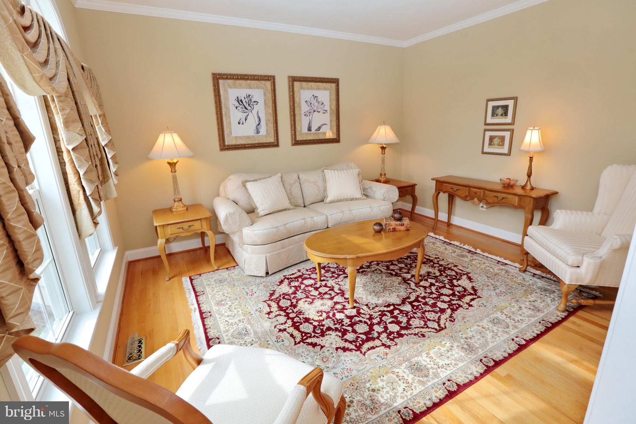 5257 Ferry Branch Lane Lothian, MD 20711 - Photo 14 of 30 Living Room