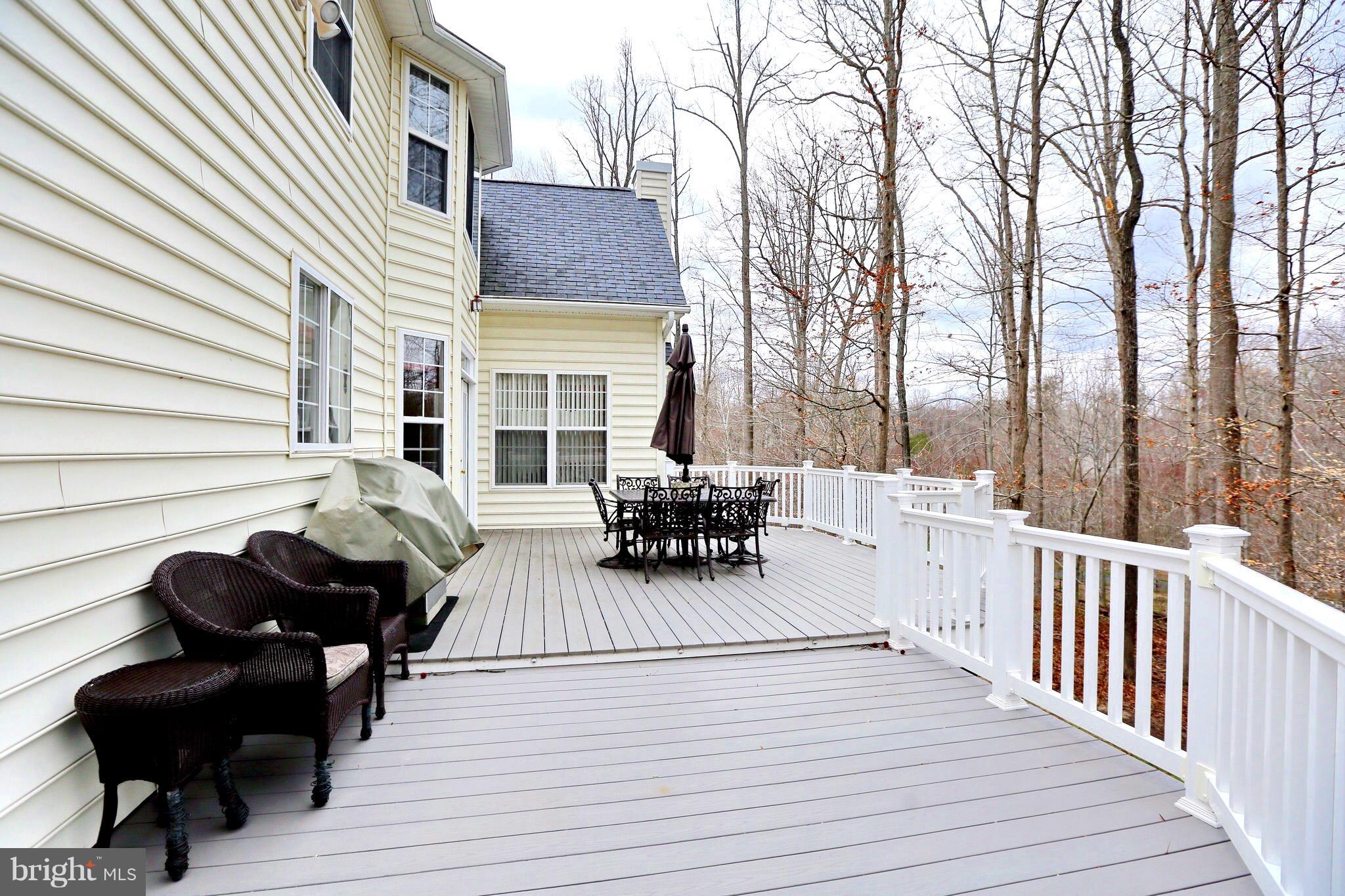 5257 Ferry Branch Lane Lothian, MD 20711 - Photo 28 of 30 Exterior (Rear)