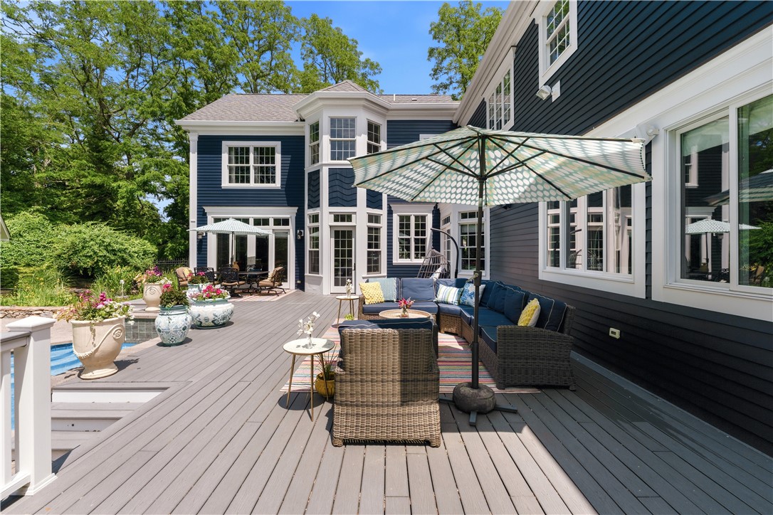 198 Poppasquash Road Bristol, RI 02809 - Photo 9 of 48