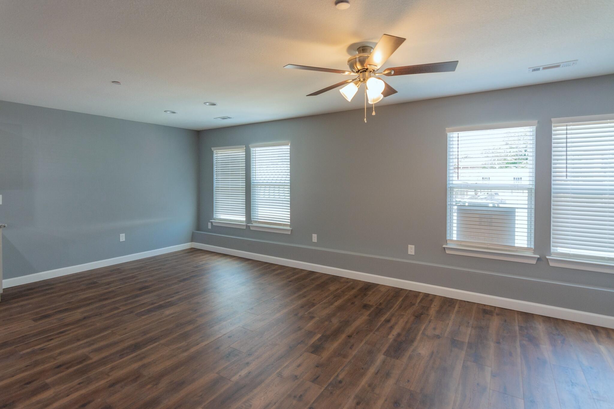 360 Main Street, Unit 200 Dayton, TN 37321 - Photo 24 of 25 360MainStApts23