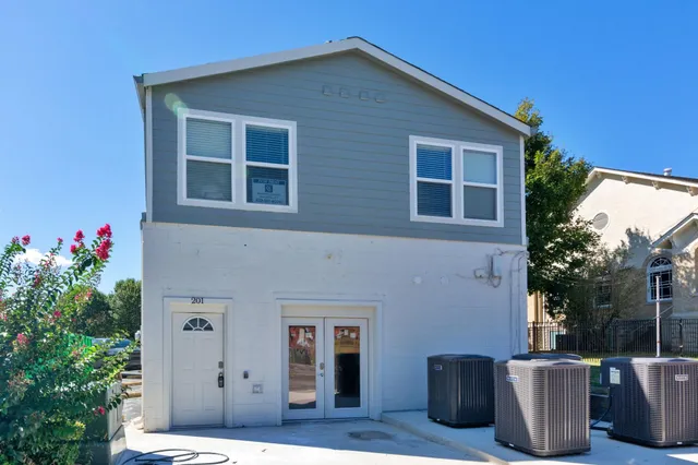 $1,800 | 360 Main Street, Unit 200, Dayton, TN 37321