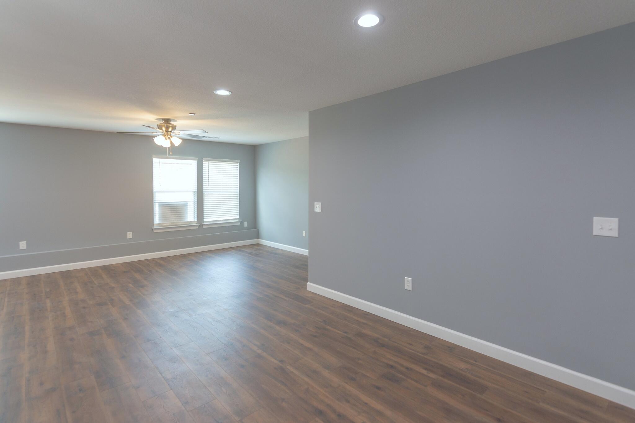 360 Main Street, Unit 200 Dayton, TN 37321 - Photo 6 of 25 360MainStApts5