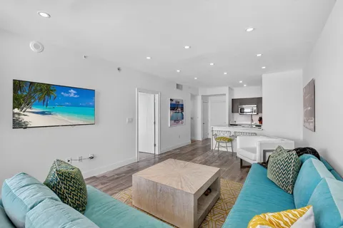 $550,000 | 550 Okeechobee Boulevard, Unit 1221, West Palm Beach, FL 33401