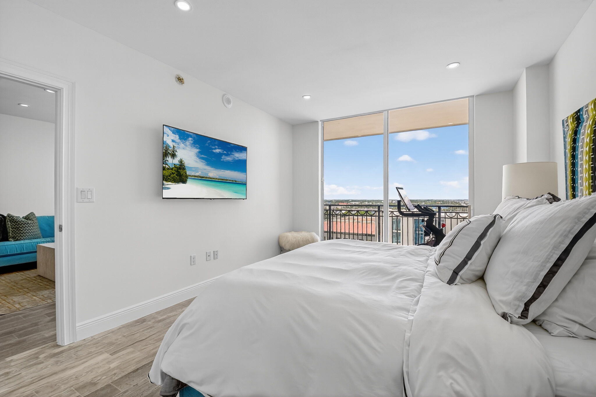 550 Okeechobee Boulevard, Unit 1221 West Palm Beach, FL 33401 - Photo 23 of 112 Primary Bedroom