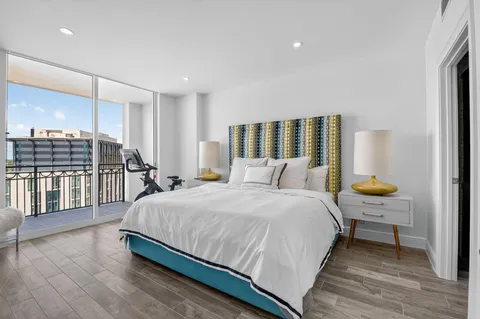 $550,000 | 550 Okeechobee Boulevard, Unit 1221, West Palm Beach, FL 33401