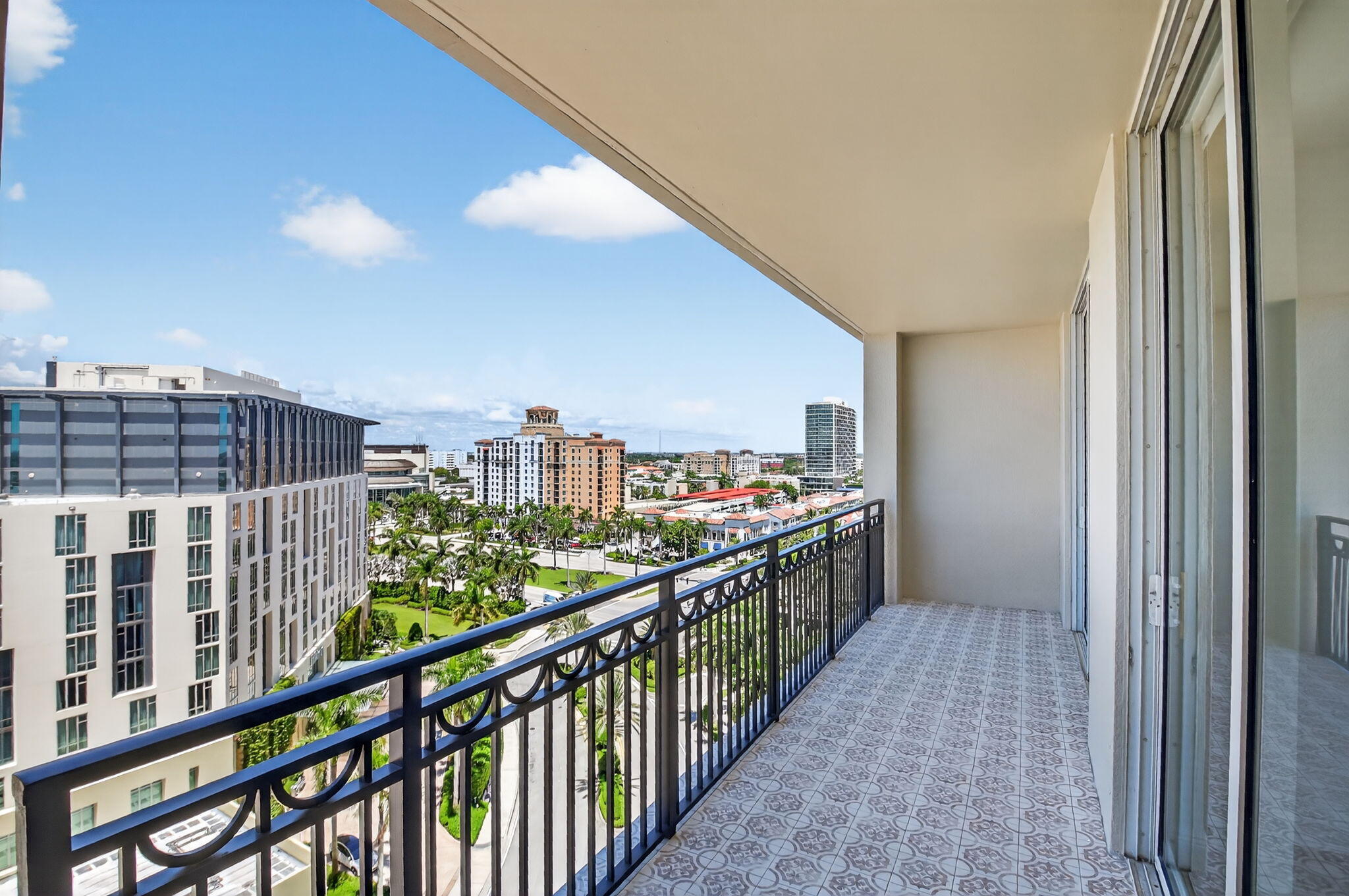 550 Okeechobee Boulevard, Unit 1221 West Palm Beach, FL 33401 - Photo 3 of 112 Extra Large Tiled Balcony