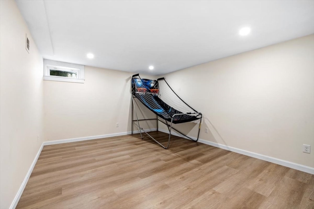 150 High Street Norwell, MA 02061 - Photo 26 of 39 a view of an empty room