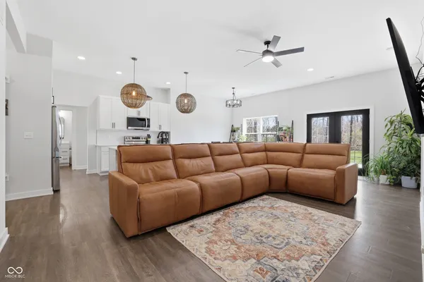 $359,900 | 207 Gettysburg, Coatesville, IN 46121