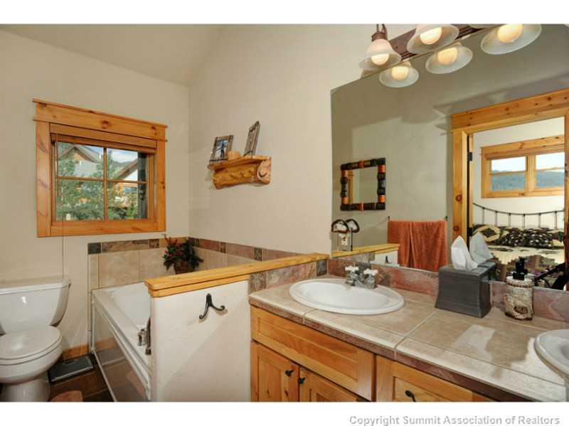 32 Snake River Road, Unit 9 Keystone, CO 80435 - Photo 11 of 25 Gallery Image 11