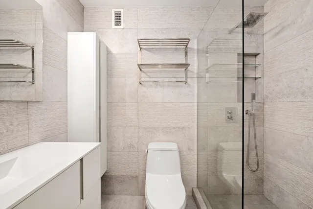 $1,599,000 | 30 West 61st Street, Unit 10C | Upper West Side