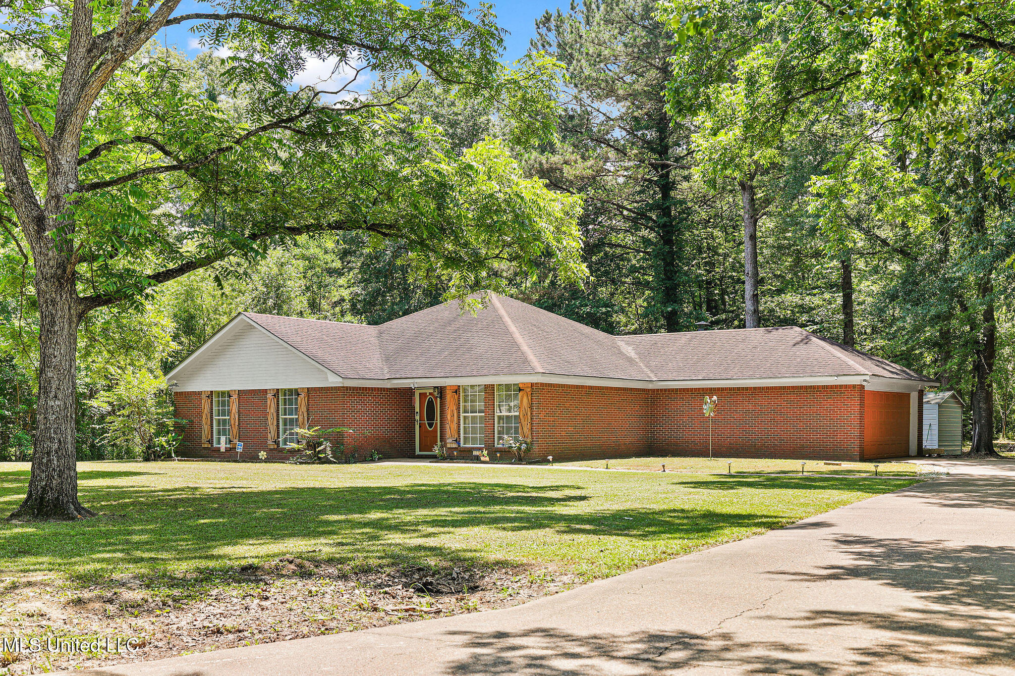 6931 Richmond Grove Road Jackson, MS 39213 - Photo 2 of 31 1000000132