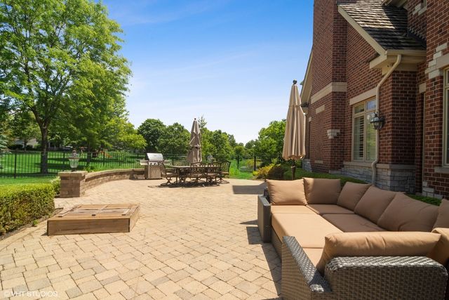 $1,270,000 | 22317 North Greenmeadow Drive, Kildeer, IL 60047