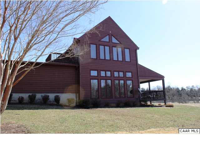 2525 Ridge Road Charlottesville, VA 22901 - Photo 19 of 33 a front view of a house with garden
