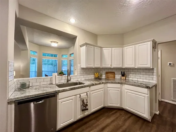 $3,200 | 132 Piper Trail, The Woodlands, TX 77381
