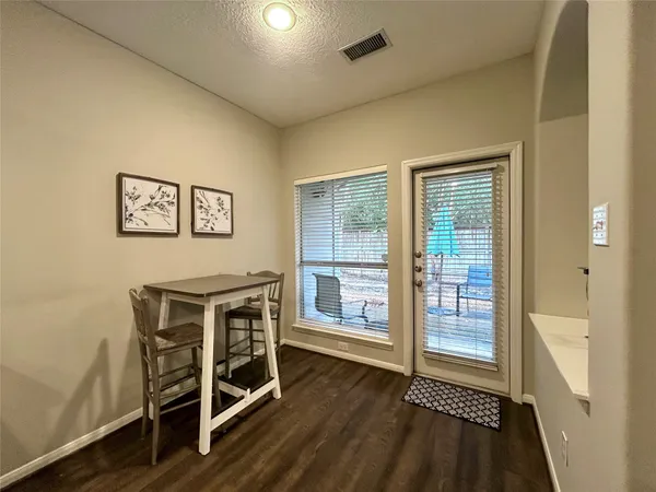 $3,200 | 132 Piper Trail, The Woodlands, TX 77381