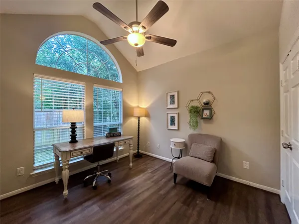 $3,200 | 132 Piper Trail, The Woodlands, TX 77381