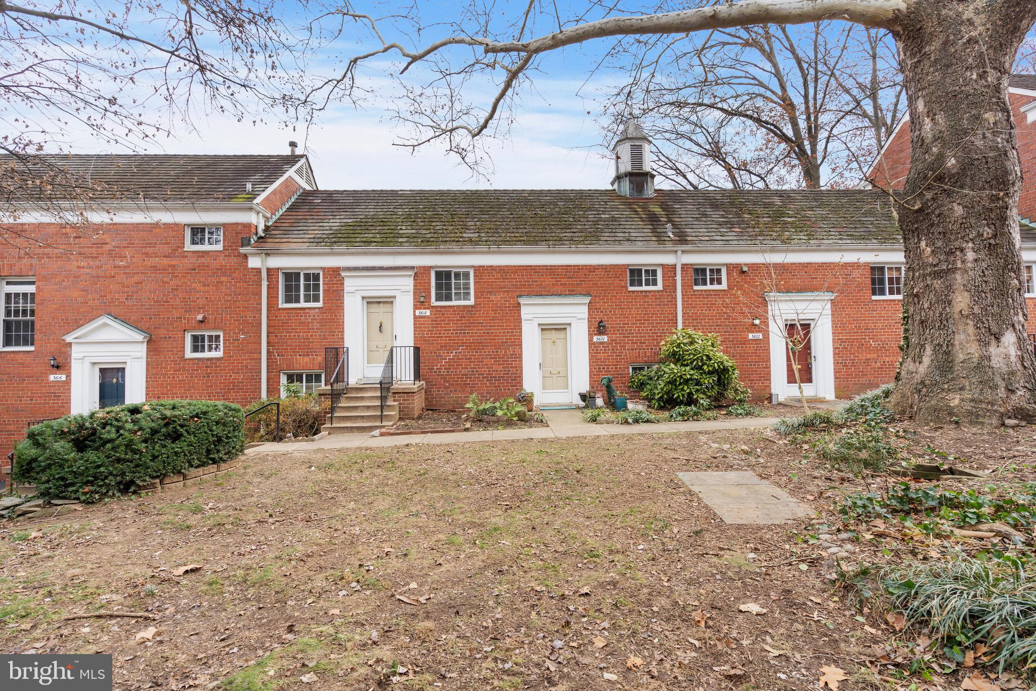 3618 Gunston Road Alexandria, VA 22302 - Photo 1 of 39