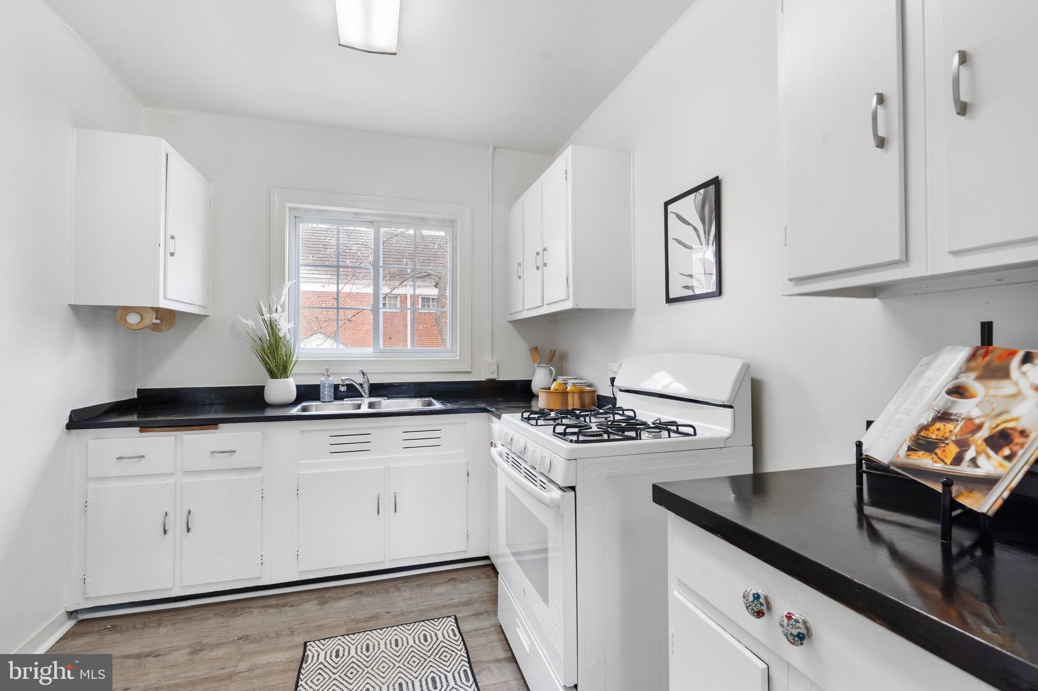 3618 Gunston Road Alexandria, VA 22302 - Photo 9 of 39