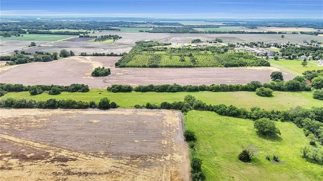 $703,000 | 704 West 19th Street, Ottawa, KS 66067