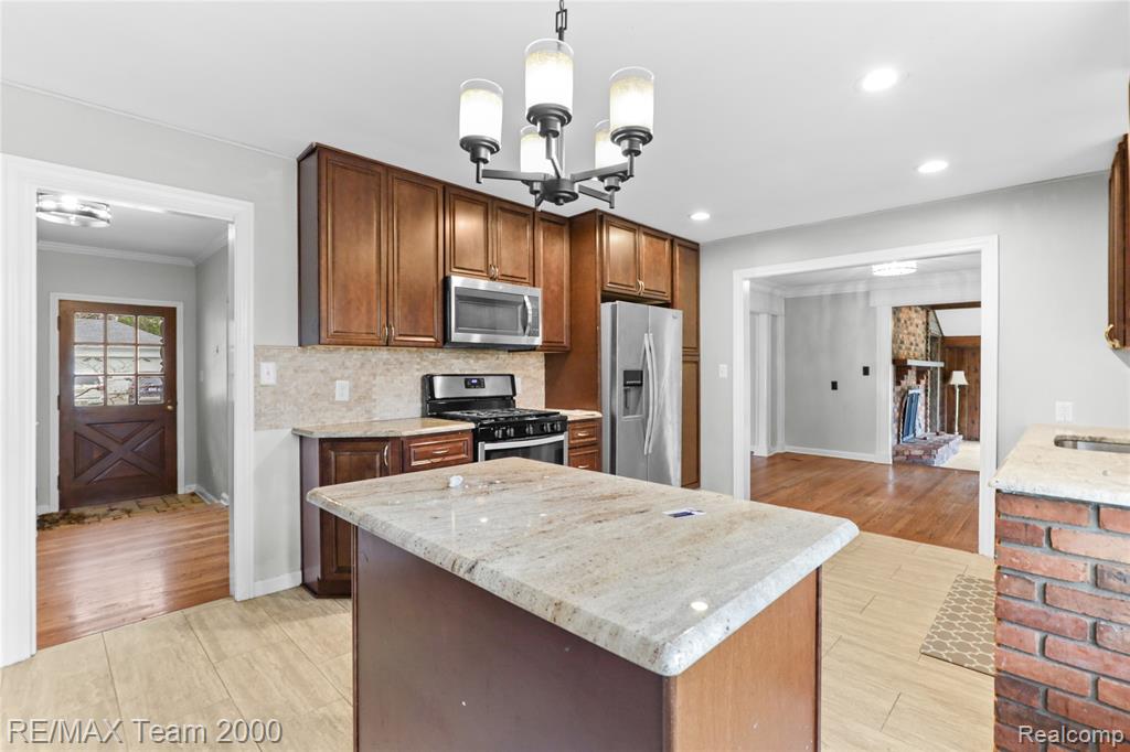 1445 Belmont Street Dearborn, MI 48128 - Photo 22 of 33