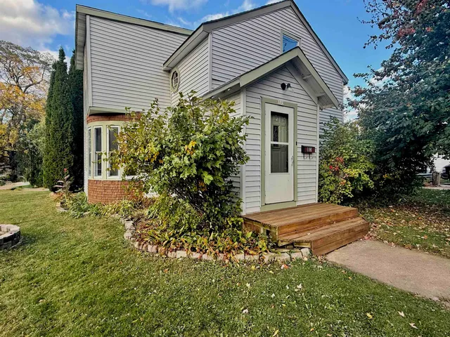 $167,980 | 113 East Liberty Street, Berlin, WI 54923