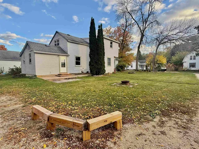 $167,980 | 113 East Liberty Street, Berlin, WI 54923