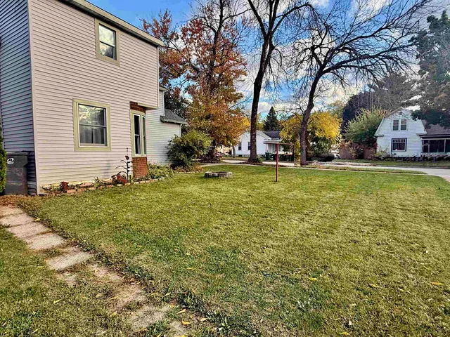 $167,980 | 113 East Liberty Street, Berlin, WI 54923